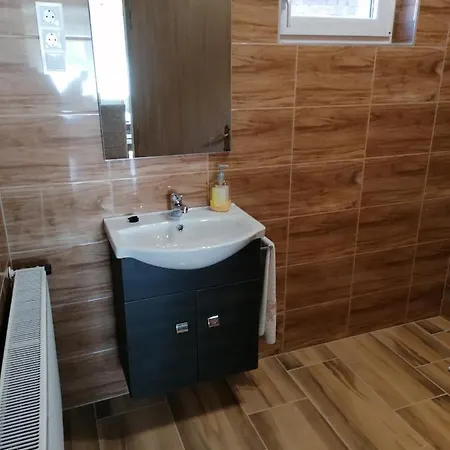 Kerka Szallas * Kerkabarabas