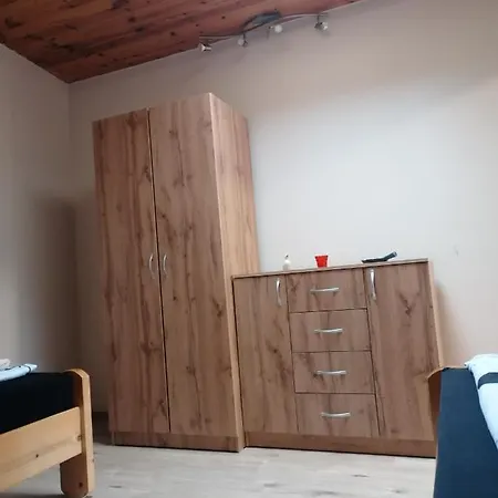 Kerka Szallas Apartment *
