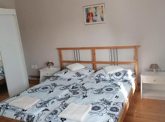 Kerka Szallas *