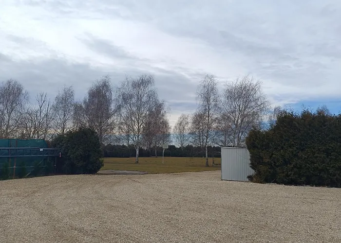 Kerka Szallas Daire *