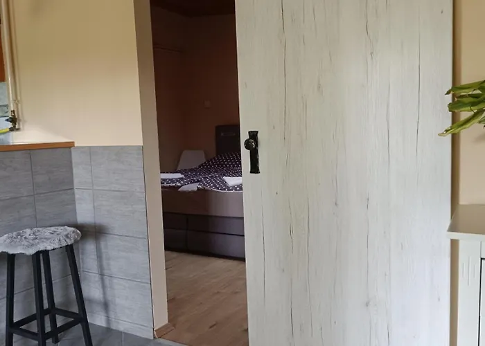 Kerka Szallas Daire *